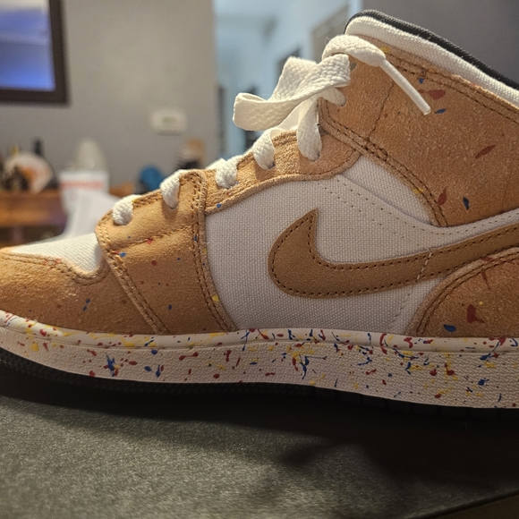 Air Jordan 1 Mid SE Brushstroke - Picture 5 of 6